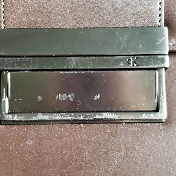 Gently used Calvin Klein brown leather briefcase - Picture 3 of 8